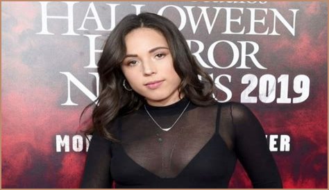 Aneliz Aguilar's Style Evolution: From Ranchera Roots to Runway Ready?