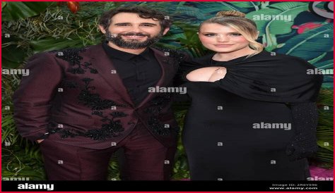 Josh Groban And Natalie McQueen: A Holiday Collaboration